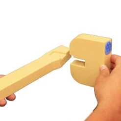 HASEGAWA Height Adjustable Cutting Board Lifter 1pc -Kai Store HasegawaHeightAdjustableCuttingBoardLifter 4