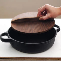 Seieido Cast Iron Sukiyaki & Gyoza Pan -Kai Store SeieidoCastIronSukiyaki GyozaPan 4