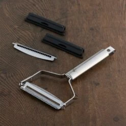Kai Seki Magoroku Stainless Steel Peeler -Kai Store SekiMagorokuStainlessSteelPeelerDH3301 3 be19aca6 6b40 4d5b 83e6 b10d2daffaaa
