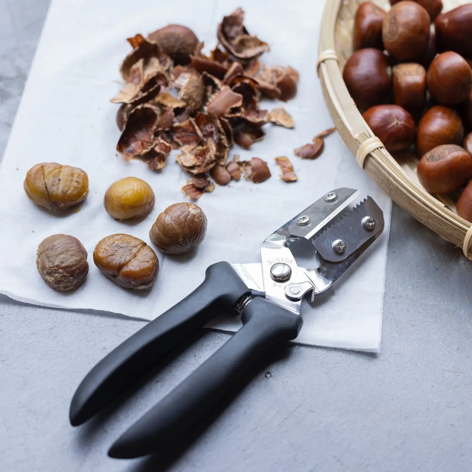 Suwada Chestnut Peeler With Replaceable Blade 8 Suwada Chestnut Peeler With Replaceable Blade - Image 6