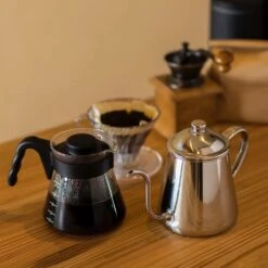 Takahiro Shizuku Pour Over Brewing Induction Kettle 0.9L -Kai Store TakahiroShizukuPourOverBrewingInductionKettle0.9L 2