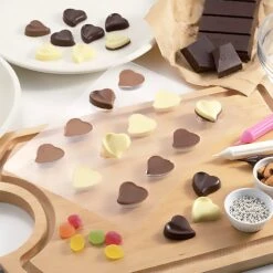 TIGERCROWN PET Resin Curvy Heart Chocolate Mold -Kai Store TigercrownPETResinCurvyHeartChocolateMold 6