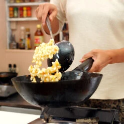 Yamada Iron Light Handle Wok Ladle (Hoak) -Kai Store YamadaIronWokLadle 1